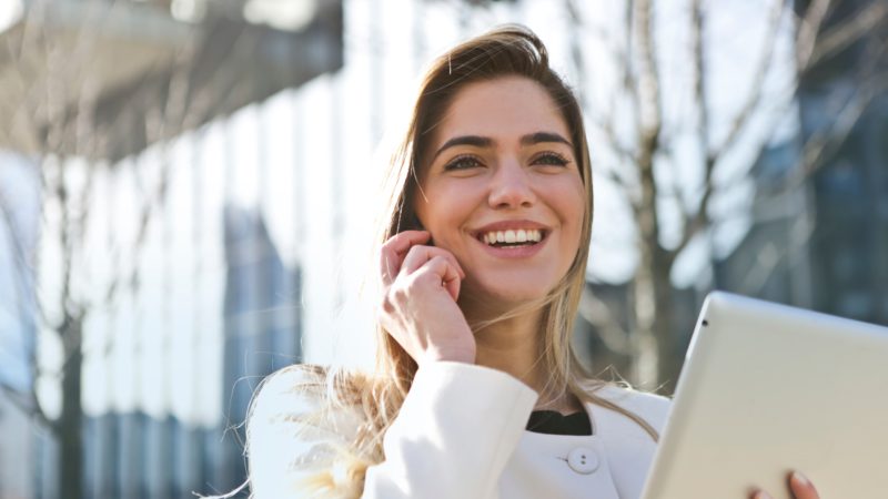 businesswoman-career-communication-789822